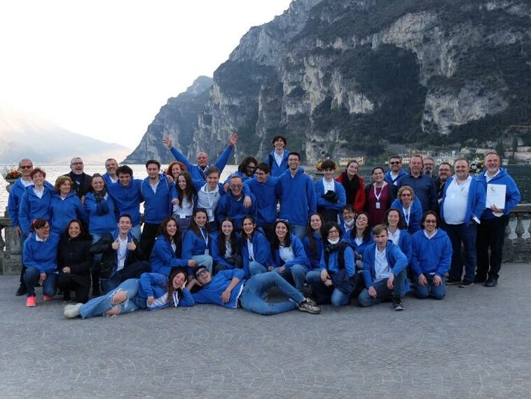 Foto Corpo Musicale S. Cecilia dopo l'esecuzione al Concorso Flicorno D'Oro