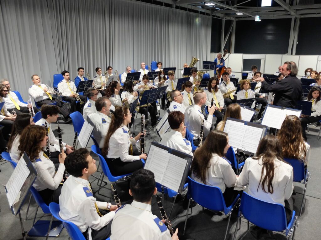 Corspo Musicale S. Cecilia di Triuggio a Riva del Garda poco prima dell'esecuzione al Concorso Flicorno D'Oro